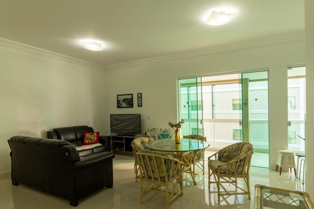 Апартаменты Curtindo Meia Praia Das Alturas Итапема Экстерьер фото