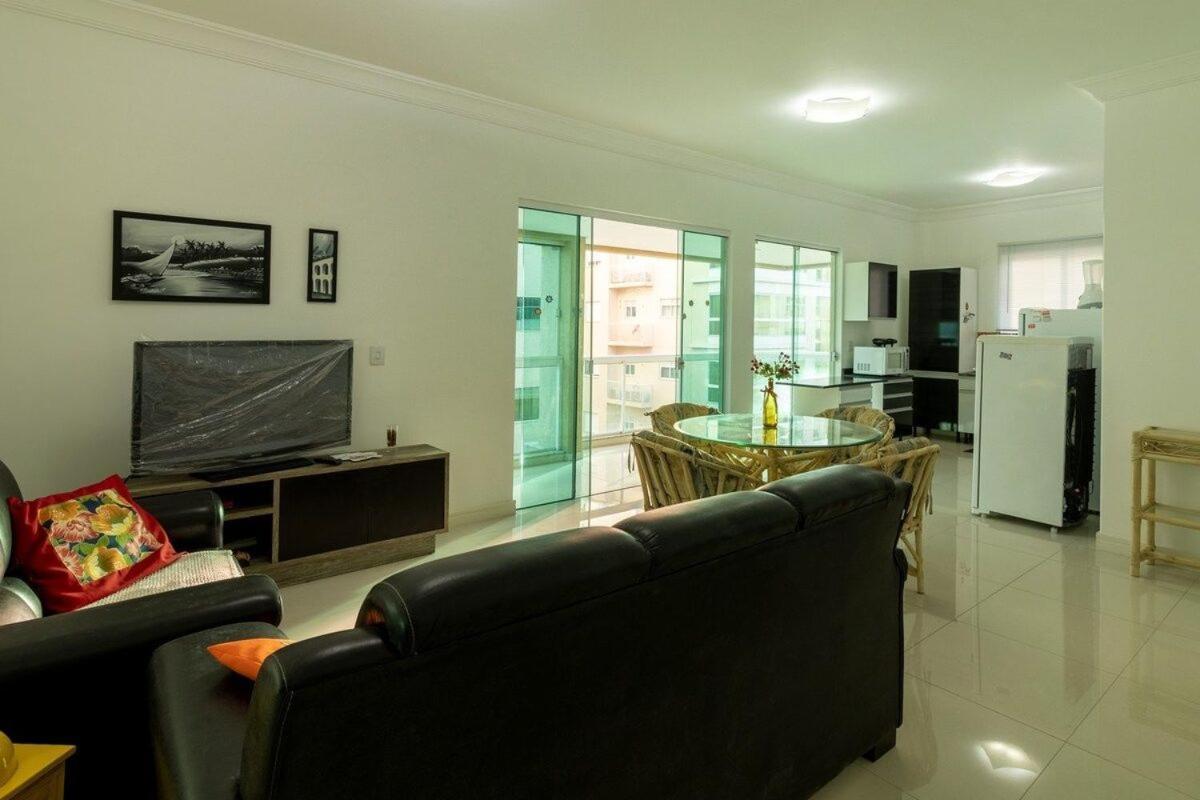 Апартаменты Curtindo Meia Praia Das Alturas Итапема Экстерьер фото